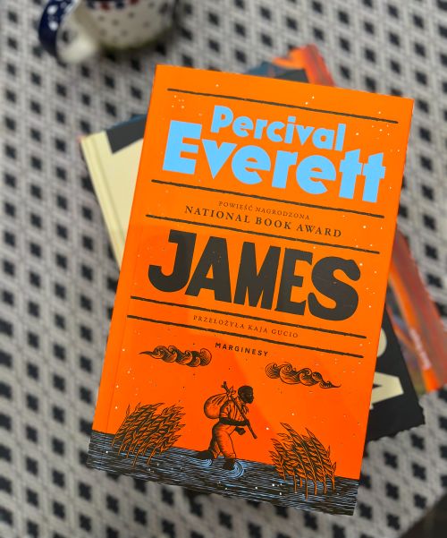 Książka James